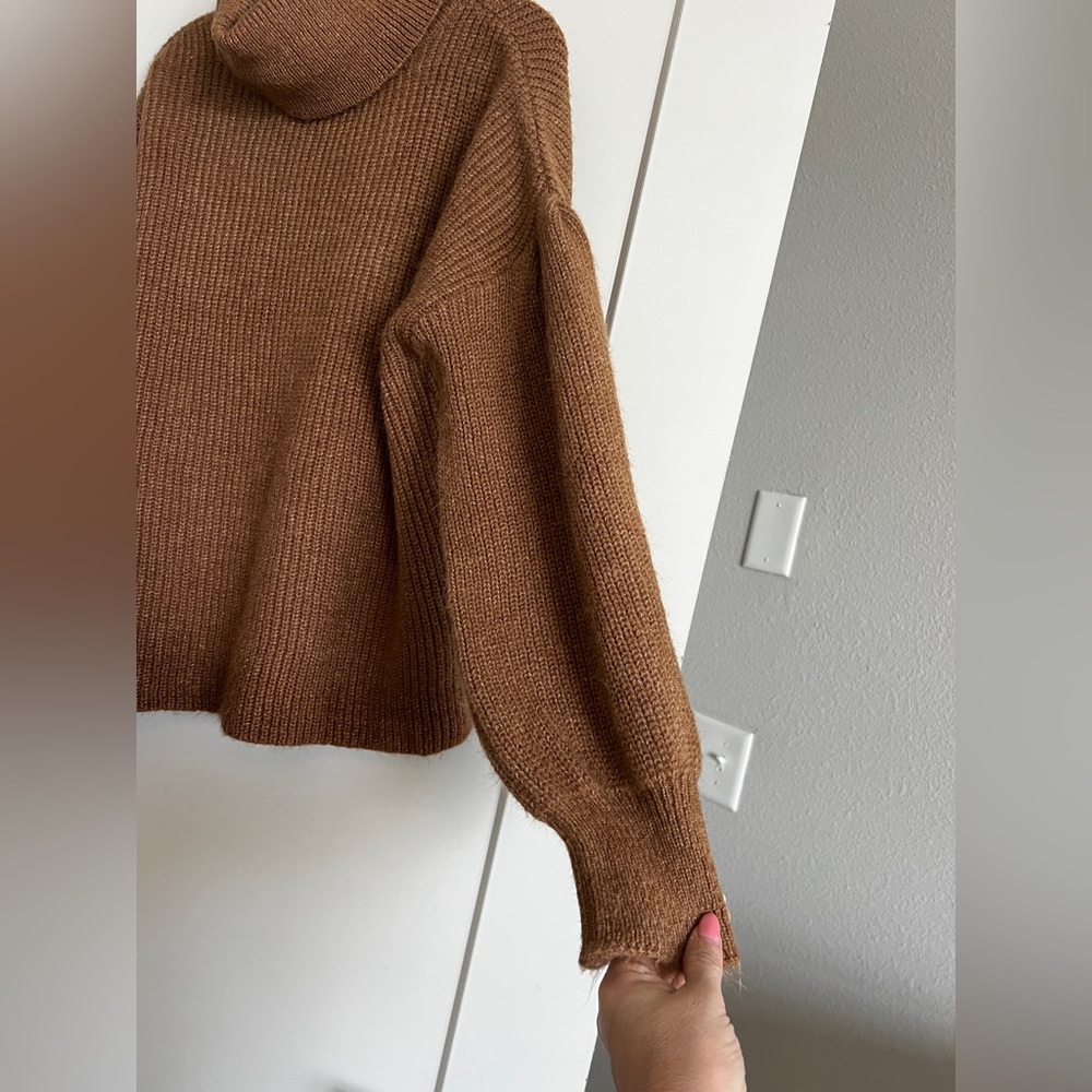 NWOT Camel Brown CUPCAKE CLOTHING Turtleneck Sweater M Balloon Sleeve Cozy Knit - Picture 5 of 10
